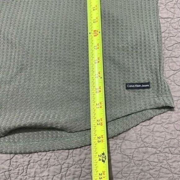 Calvin Klein bundle of 2 pullover V-neck size S/P A631 - Picture 7 of 10